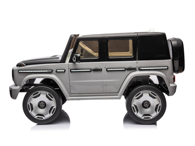 12V Licensed Mercedes-Benz EQG Kids Ride On Car