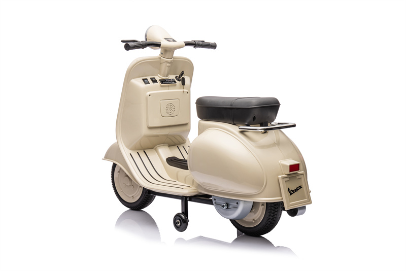 12v Vespa Kids Lice Kids Ride en moto